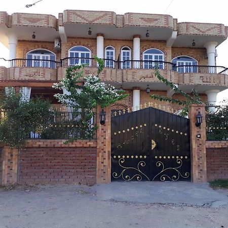 Angel Eyes House Leilighet Luxor Eksteriør bilde